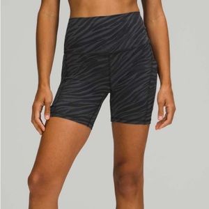 Lululemon Align High Rise Short 6" with Pockets